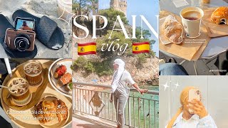 (sub)Travel vlog 🇪🇸| hotel room tour, cafe hopping, exploring Lloret del Mar, Costa Brava beach 🏖️