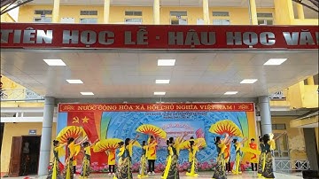 Giải nhất văn nghệ ngày 20/11 - chi đoàn 12E “ Mashup Thịnh Vượng + Tự Hào Tiếp Bước Tương Lai “