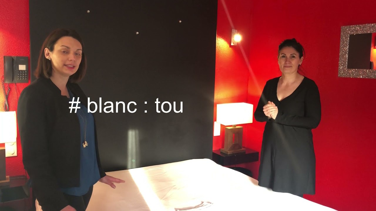 FAIRE UN LIT COUETTE ET COINS AU CARRE