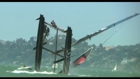 AC45 - San Francisco: Oracle Racing capsizes, Press conference