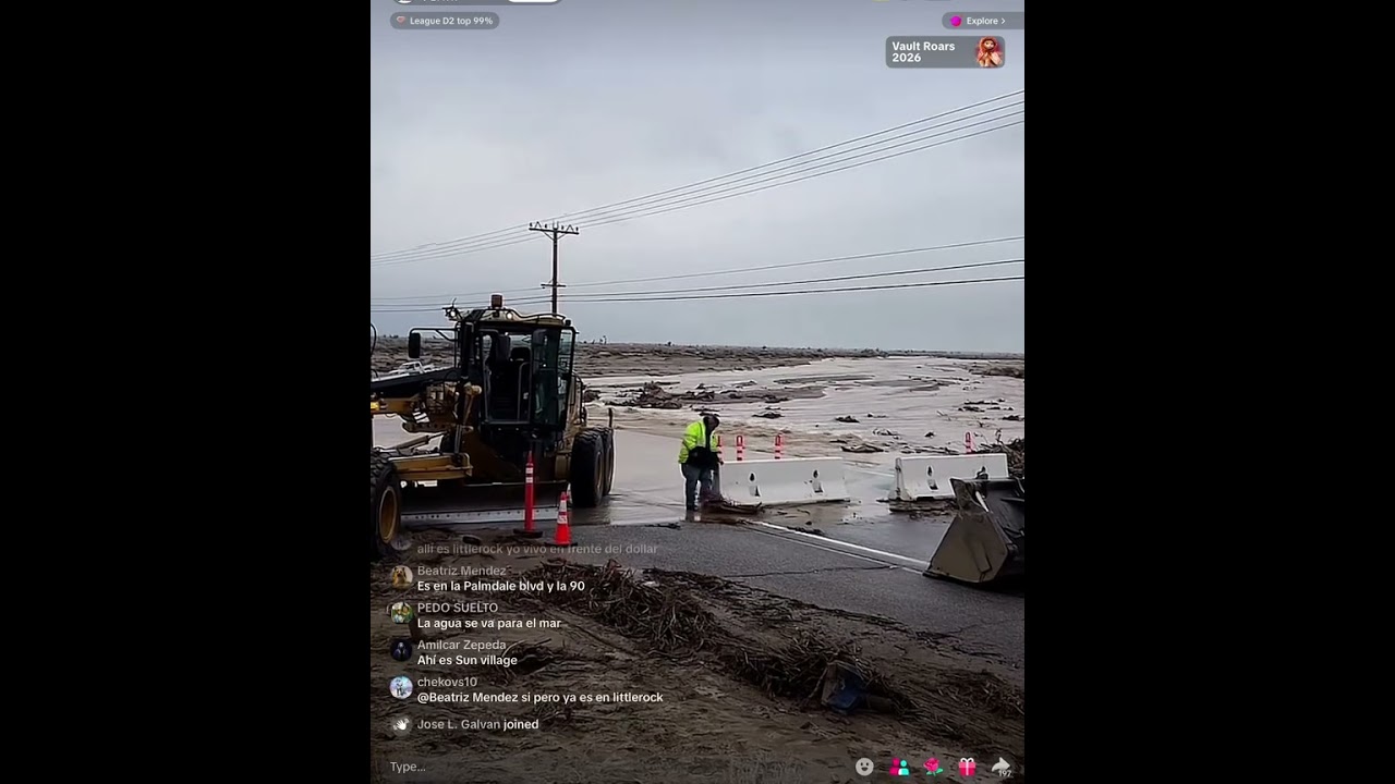 Wttaudit 1/2 California road and cars flooded part 1