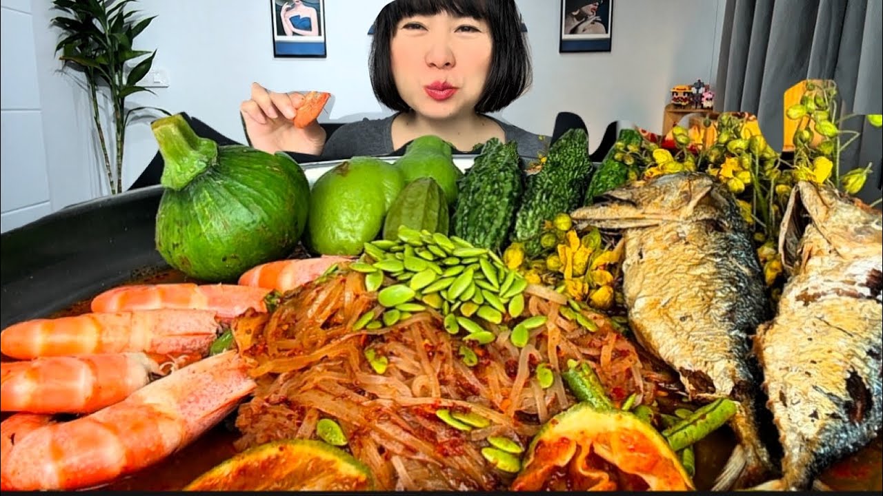 Thaifood ASMR ตำเส้นเล็กปลาร้ากุ้งปลาทูทอดกรอบ แซบๆ Noodle papaya salad with shrimp MUKBANG show 