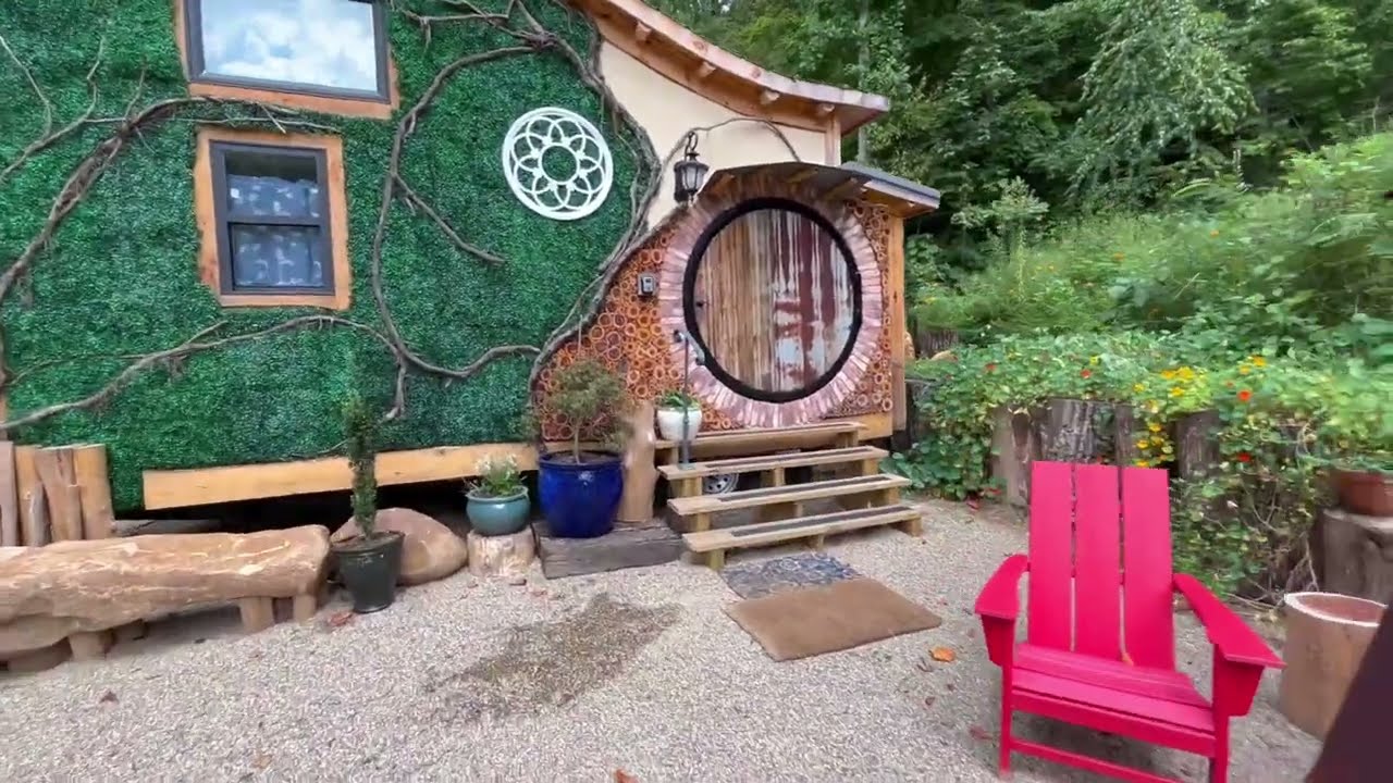 Tour of Serenity Tiny House in the Smokies