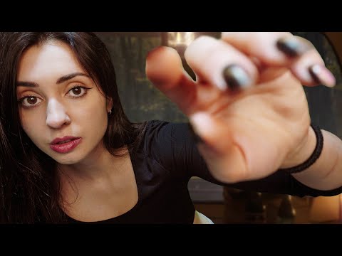 ASMR chica te salva en el bosque 🌳 Roleplay en español