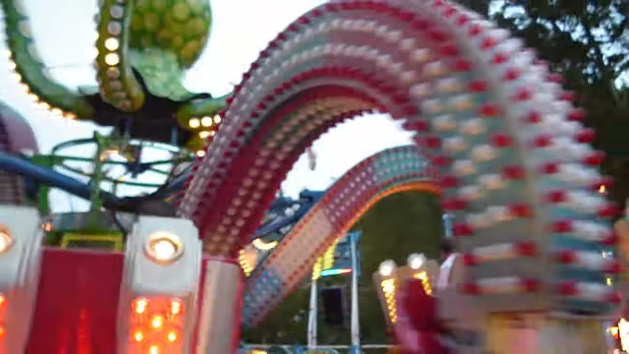 Budapest Vidámpark : Polip Dance