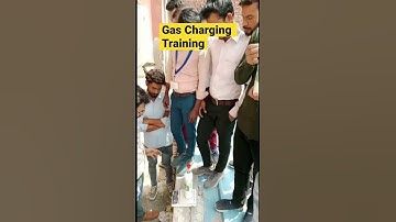Gas charging in AC Repairing Course #acrepairingcourse