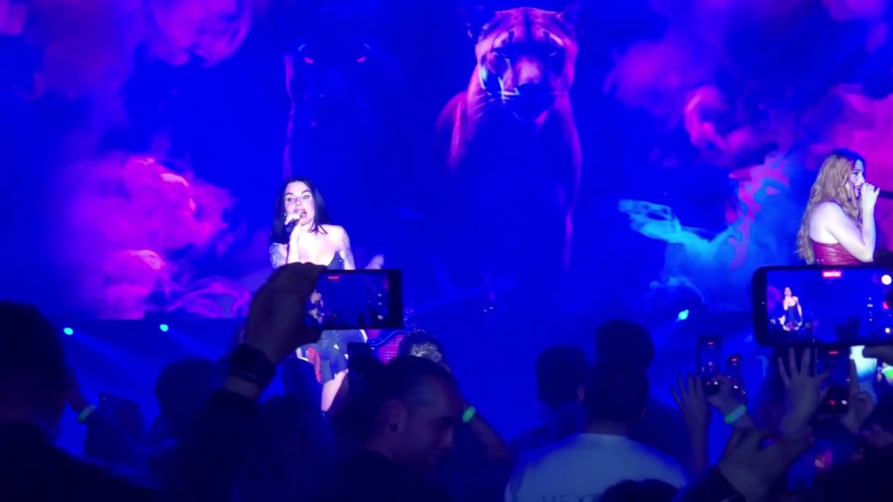 t.A.T.u - How Soon Is Now? (Live in Mexico City 2025) 