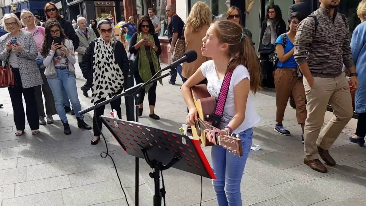 Adele - Cant let go -  Covered by ALLIE SHERLOCK - Busking