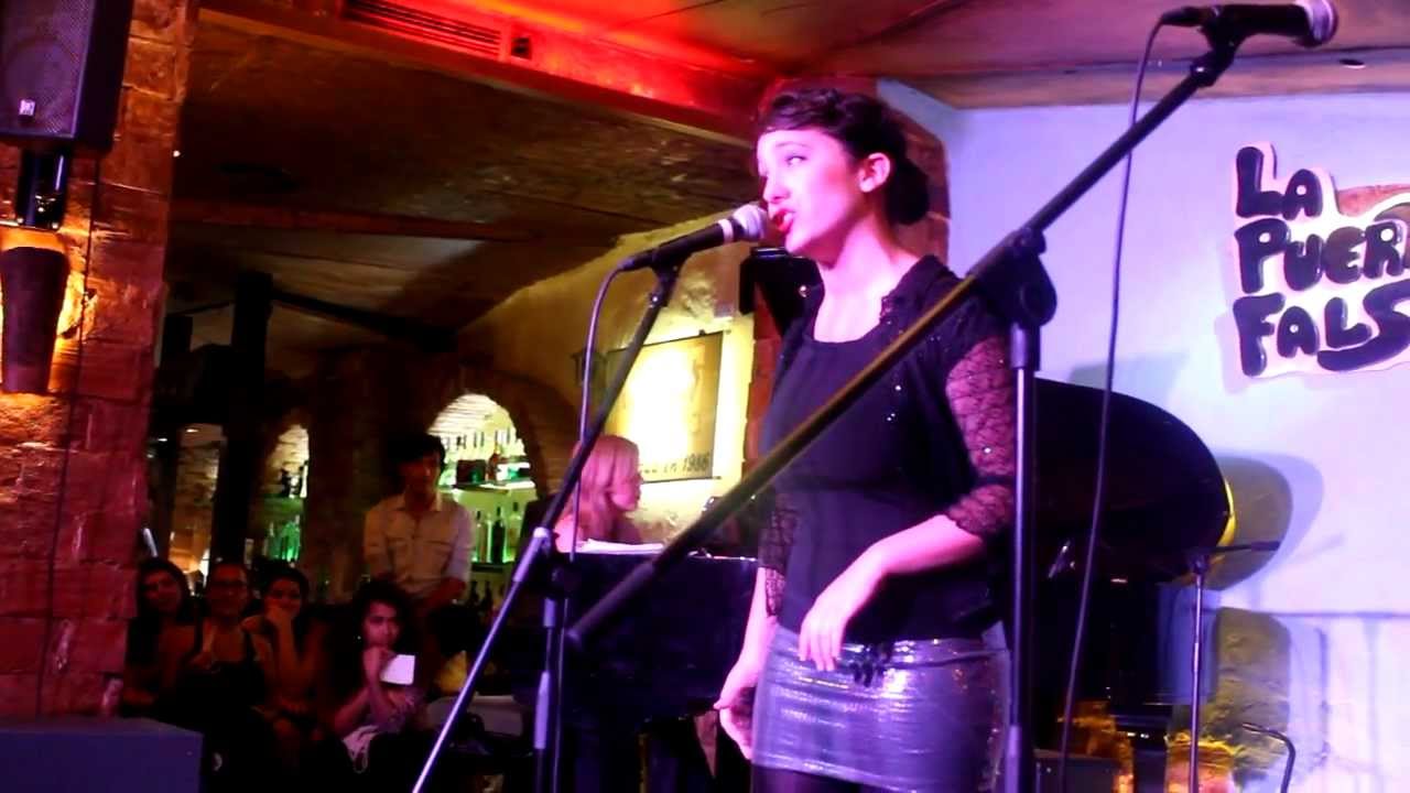 Too beautiful for words - Carolina Reymundo