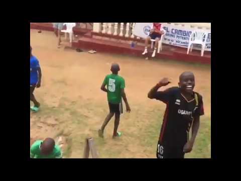 اللون يحكم الكون يا اسمر اللون افريقيا احمد كانو