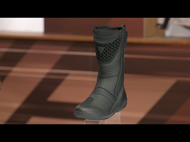 DAINESE ダイネーゼ　FULCRUM 3 GORE-TEX® BOOTS Dainese Fulcrum 3 Gore Tex Boots Review - YouTube