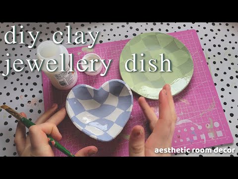 DIY aesthetic air-dry clay trinket trays // room decor