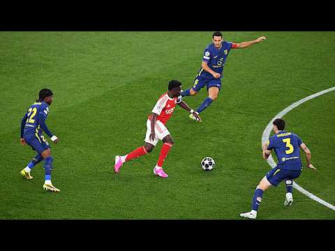 Bukayo Saka is BACK!