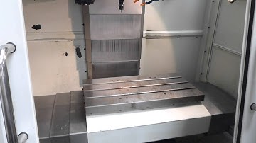 Hurco VM10 Vertical Machining Centre - Video 02
