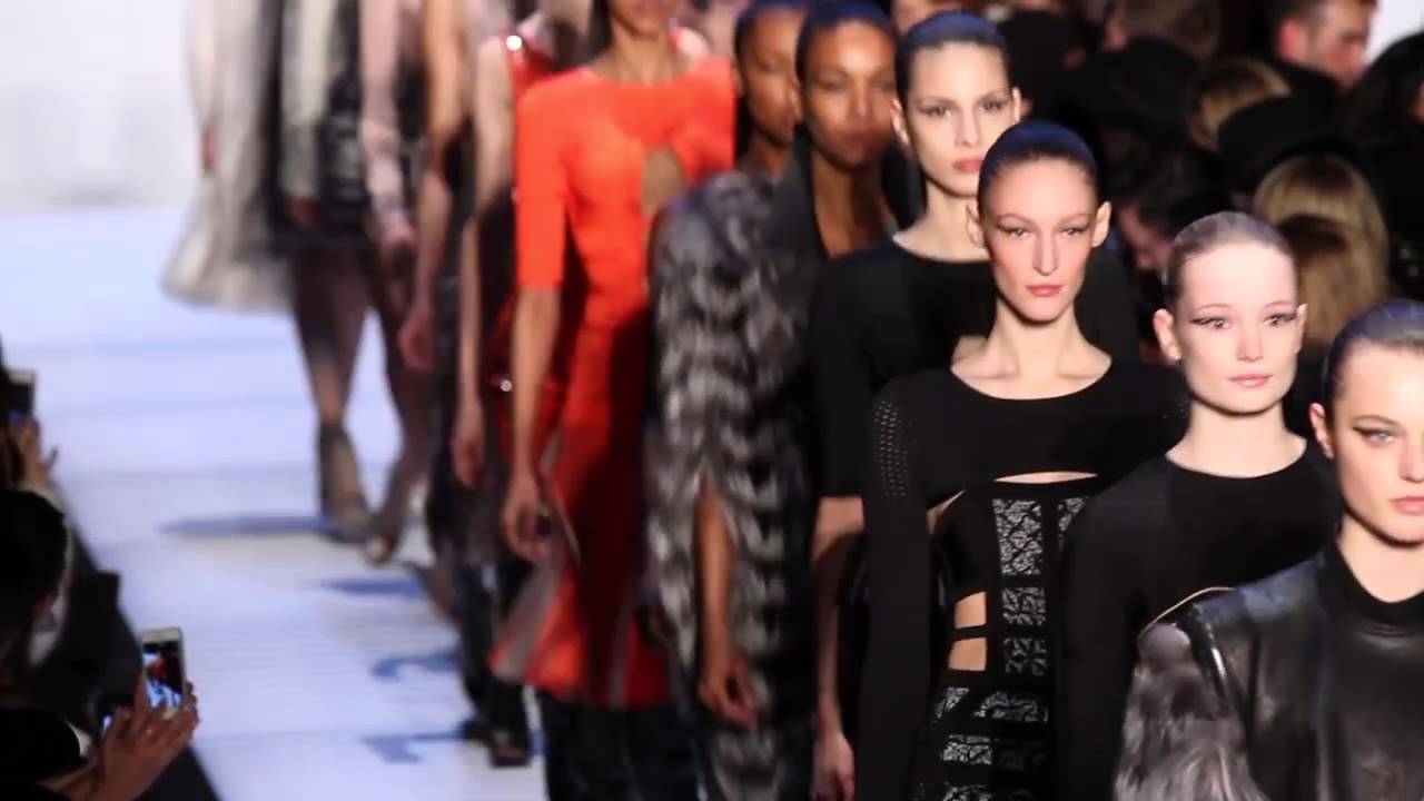 New York Fashion Week Street Scenes - A/W14 - YouTube