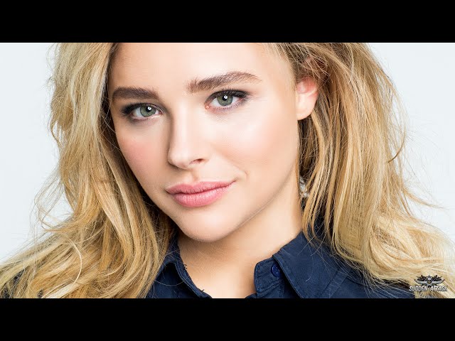 chloemoretz #american #face