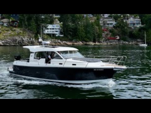 36' Nimbus 365 Coupe #boat #luxuryyacht #yacht