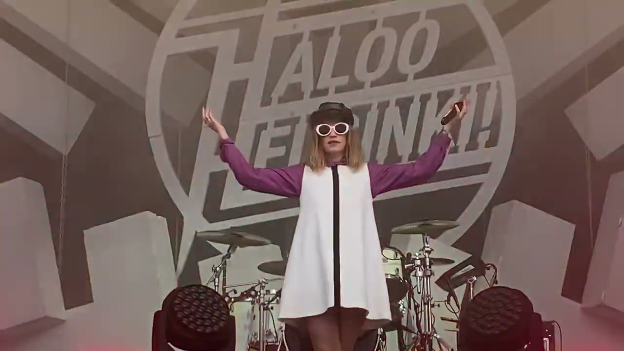 Haloo Helsinki! - Älä länkytä & Reiviluola (Vaasa Festival 05.08.2022)