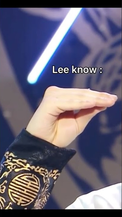 like what jeongin say : TiNY hANd so TinY😭♥️ #hyunjin #leeknow #felix #straykids #thunderous #skz