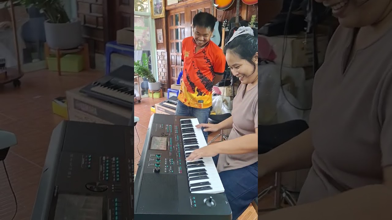 ลูกค้าศรีสะเกษแวะมาลองAKX10#อาจารย์ดาวสตาร์มิวสิค 0819971060