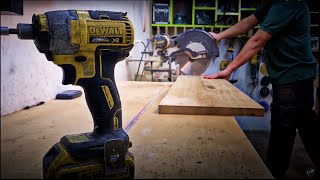 Oak window sill in living edge style / Woodworking