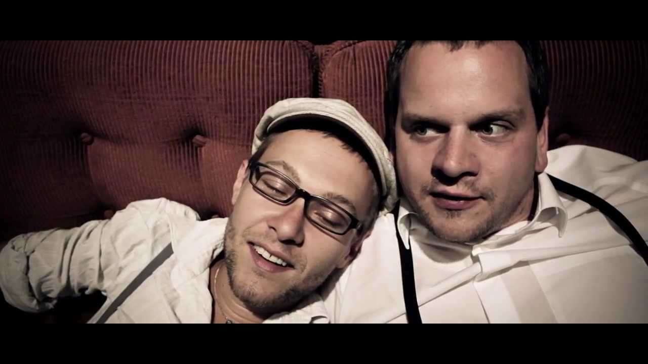 YouTubeで5/8erl in Ehr'n - Siasse Tschik (offizielles video)を視聴