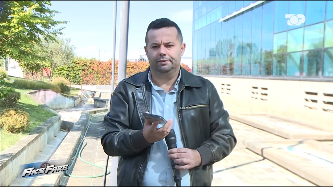 E mashtroi se do i konvertonte patentën, i mori 1080€ e u zhduk - Fiks Fare