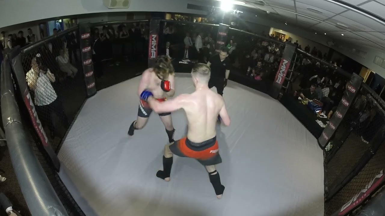 WIGAN |  MMA  |  MARCIN THE IMMIGRANT JASINSKI  VS BRANDON FISHER