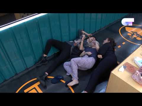 MARTA le enseña a NATALIA un VÍDEO HORRIBLE I OT 2018