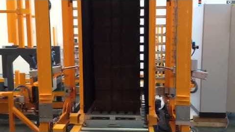 Toppy Four Fingers logy 4