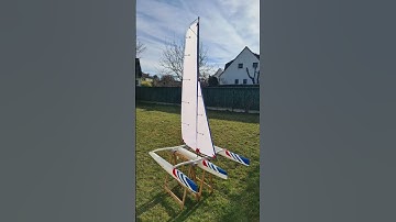 Trimaran RC, Mini 40