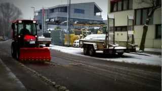 YANMAR EF 235 H Winterdienst Traktor Schneeschild Salzstreuer Mieten Kaufen M &amp; V Veit Baumaschinen
