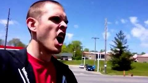 Netflix and QT Part 2 (Lazy Vlog #6)