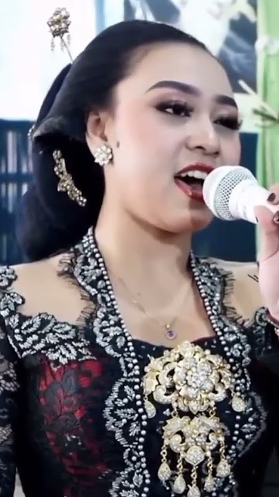 ULER KAMBANG-DIAJENG CANDRA SINDEN HITSNYA INDONESIA#shorts