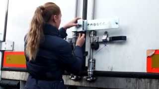 Doublelock Container slot