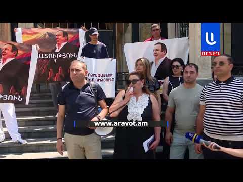 Հայ-իրանական հարաբերությունները վտանգված են երկու խաբեբաների պատճառով. Տոնոյան