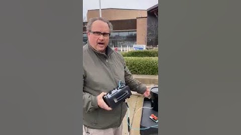 "REVOLUTIONARY" 20/40Micro Antenna by COMPACtenna - NOARS Hamfest Demo 2024 Dave, KD8MXE