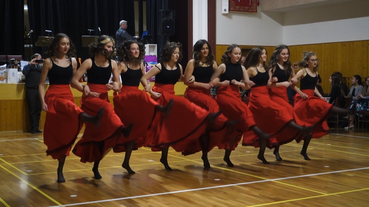 Sokolský ples Dubicko 2022 - Kankán