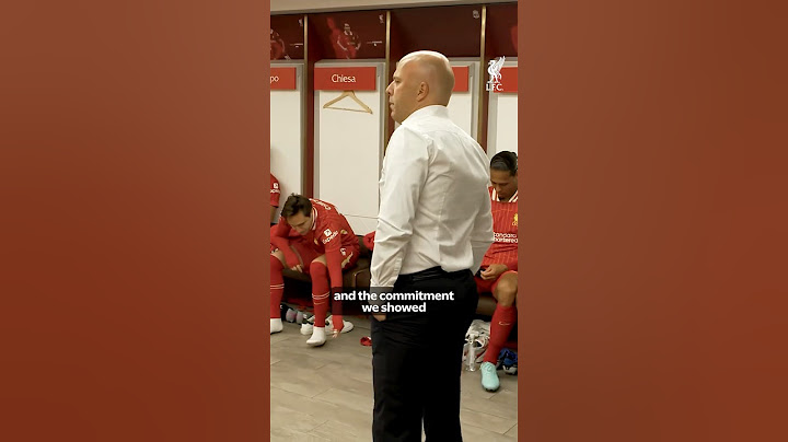 Arne Slot's Post-Match Team Talk 🗣️🏆