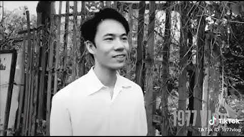 1977 VLOG  -   valentine của tôi     Đến valentine rồi cho anh lắm tay nhé :vv
