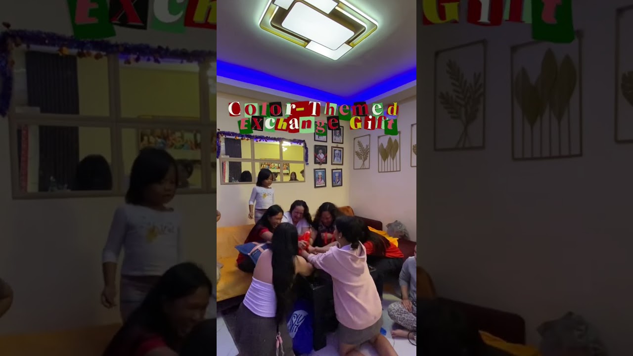 Color-Themed Exchange Gift