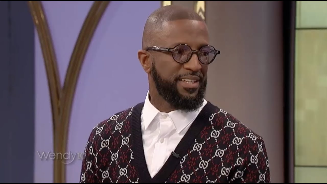 Rickey Smiley On “The Wendy Williams Show” (Hot Topics & Bill Bellamy Interview)