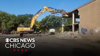 Demolition begins at vacant Gary, Indiana, school where body was found