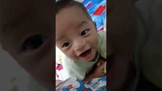 Bayi ketawa terbahak bahak#shorts