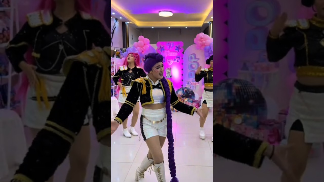 Kpop Warrior family performance show zoey, mira and rumi 