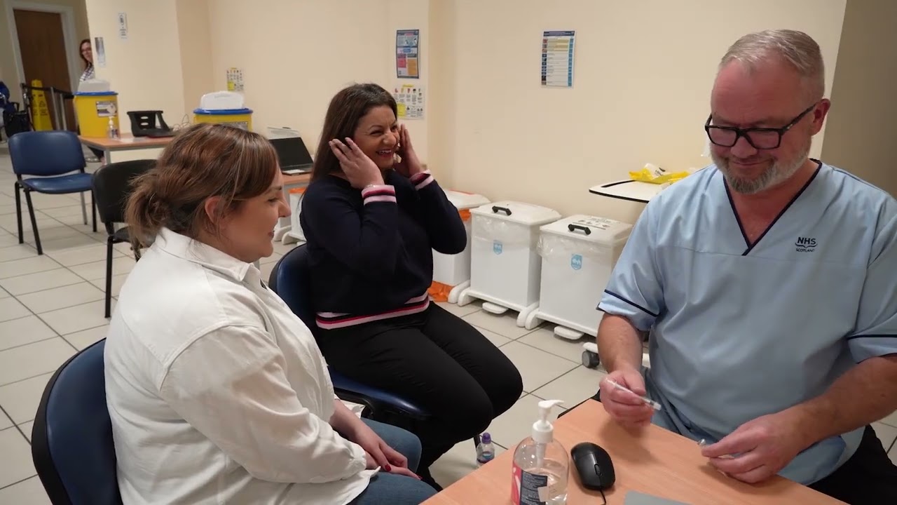 Information about vaccines for ethnic minority communities in Romanian