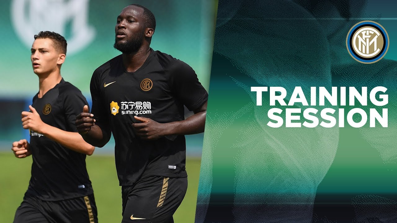 Back in training after the international break ahead of Sassuolo vs Inter! 💪🏻⚫🔵