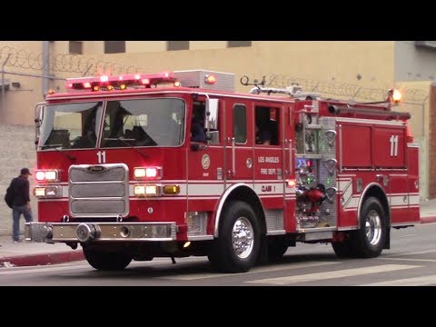 LAFD Engine 11 & RA 11 Responding (Q & Horn)