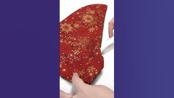 🎄Get the Free Pattern & make simple Folded Christmas Tree Napkins in our full video tutorial!