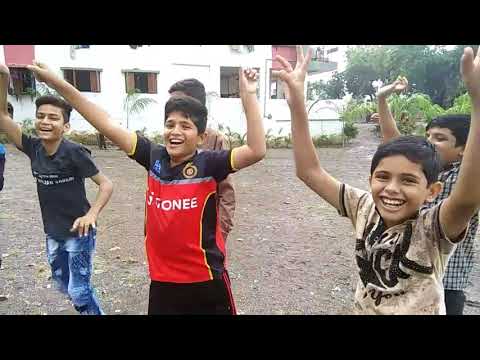 how-indian-boy-play-gully-cricket-|-funny-video